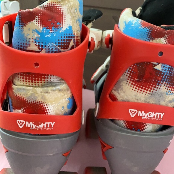 Skates for kids and adults.. - Picture 3 of 3